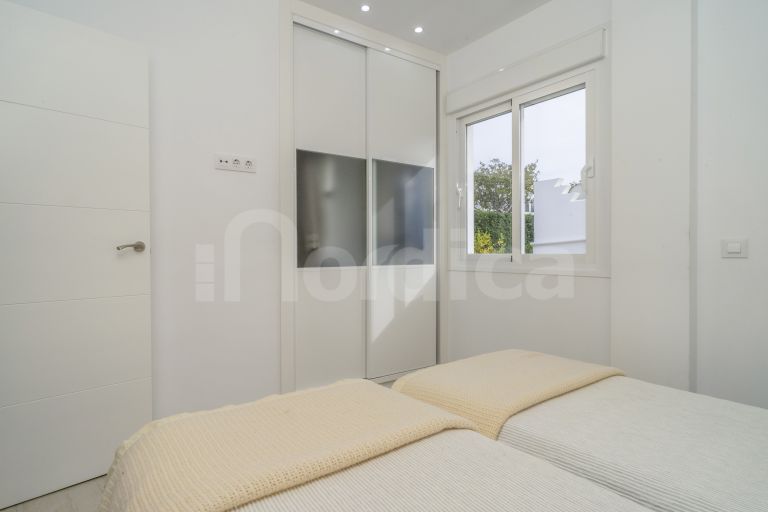 Town House for sale in Los Potros