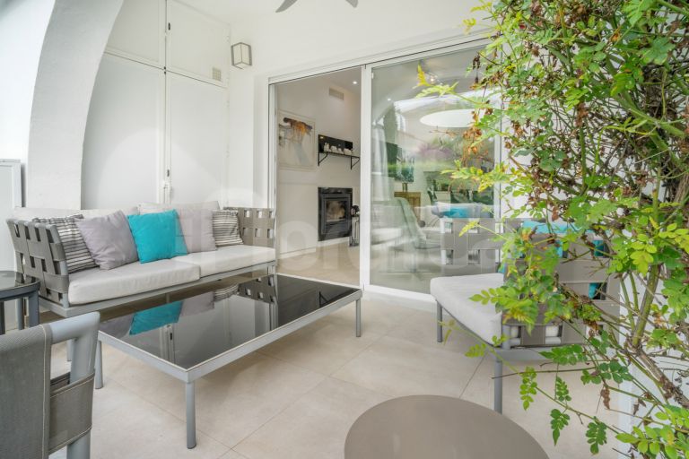 Town House for sale in Los Potros