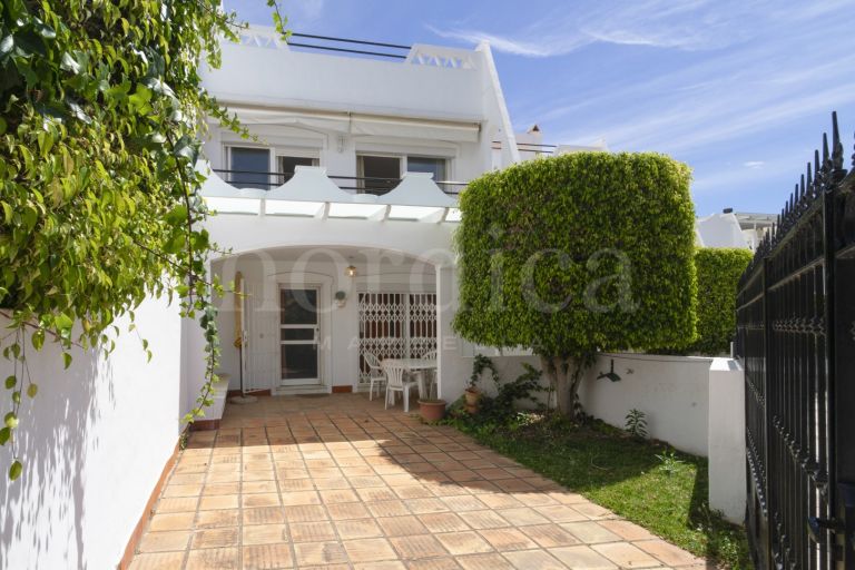 Radhus till salu i La Reserva de Marbella