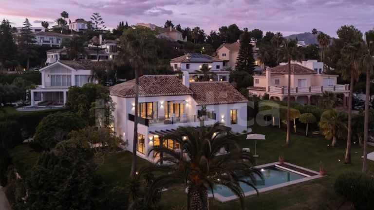 Villa till salu i Paraiso Alto