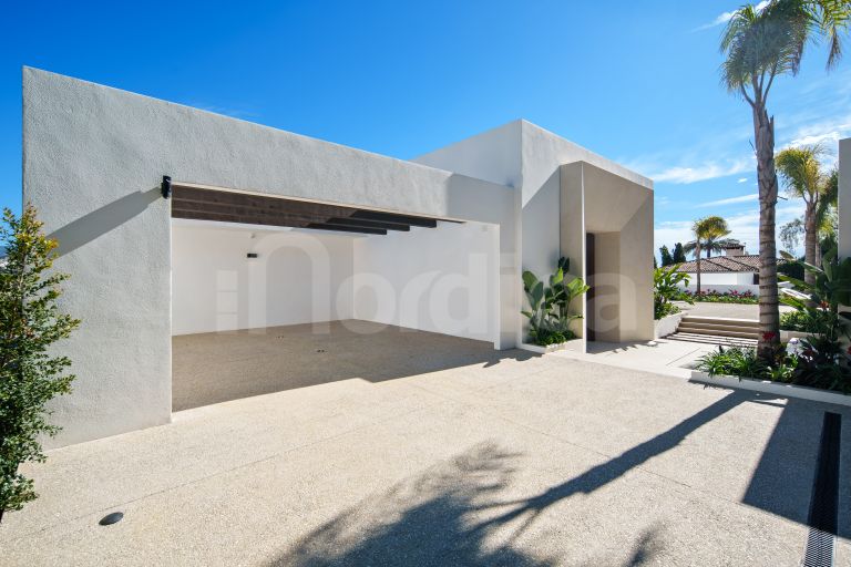 Villa en venta en Las Brisas