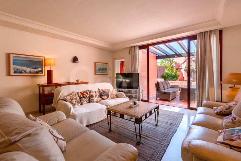 Zweistöckiges Penthouse zu verkaufen in Menara Beach