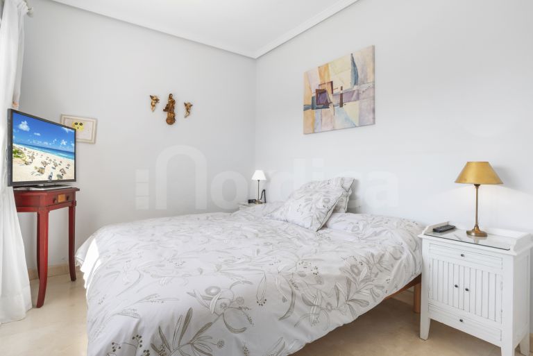 6 bedroom villa for sale in Paraiso Alto