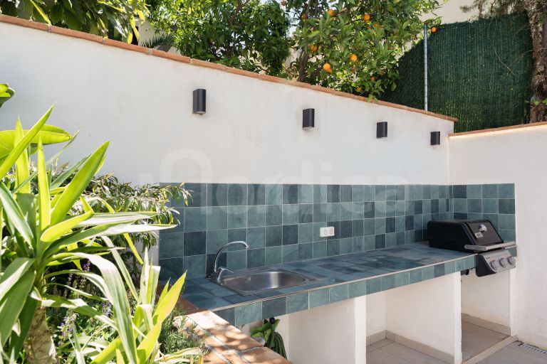 Elegant Renovated Villa in the Heart of Nueva Andalucía