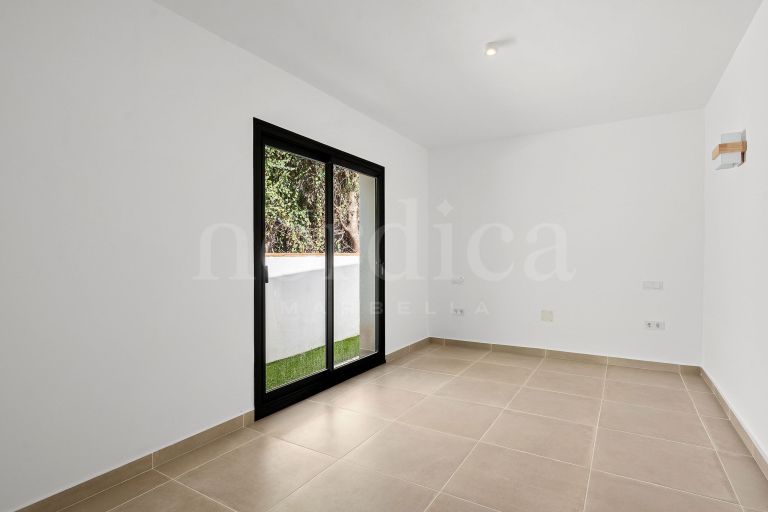 Villa zu verkaufen in Nueva Andalucia