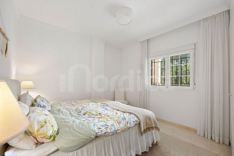 Markplanslägenhet till salu i River Garden