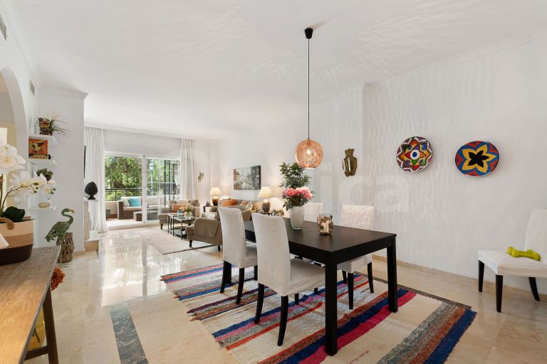 Markplanslägenhet till salu i River Garden