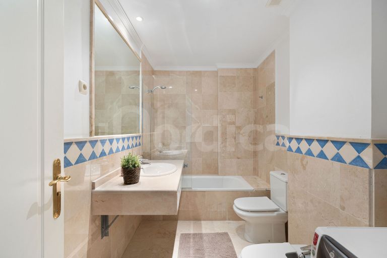 Markplanslägenhet till salu i River Garden