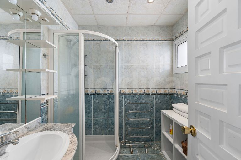 Radhus till salu i Aloha Sur 32