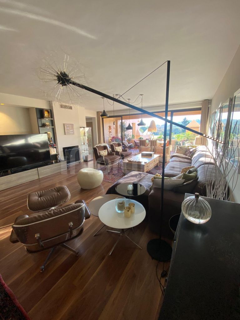 Tvåvånings takvåning till salu i Atalaya Hills