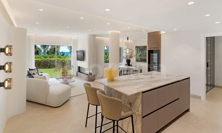 Markplanslägenhet till salu i Costalita