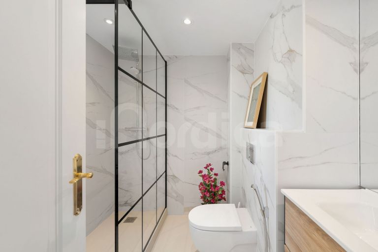 Duplex Penthouse for sale in Señorio de Aloha