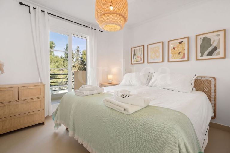 Zweistöckiges Penthouse zu verkaufen in Señorio de Aloha