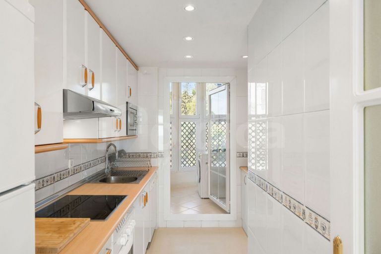 Duplex Penthouse for sale in Señorio de Aloha