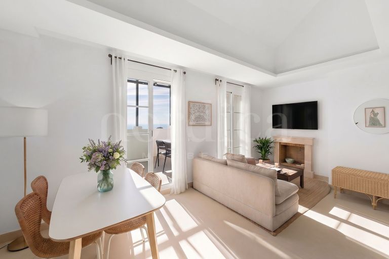 Zweistöckiges Penthouse zu verkaufen in Señorio de Aloha