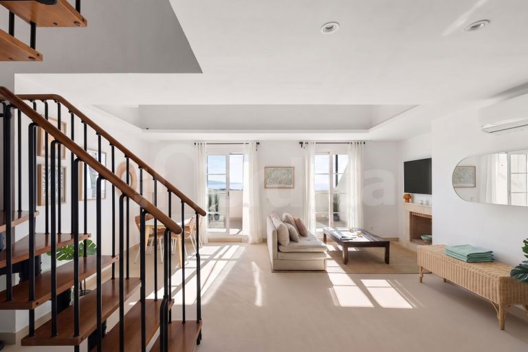 Duplex Penthouse for sale in Señorio de Aloha