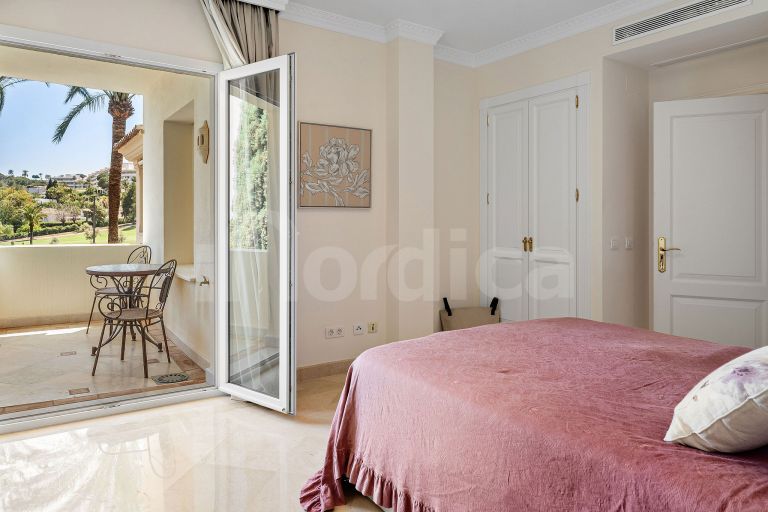 Elegant 3-Bedroom Apartment overlooking the golf course in secure development