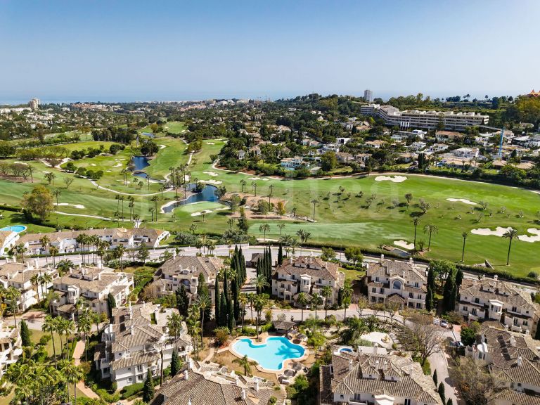 Apartamento en venta en Las Alamandas