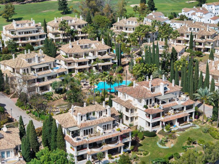 Apartamento en venta en Las Alamandas