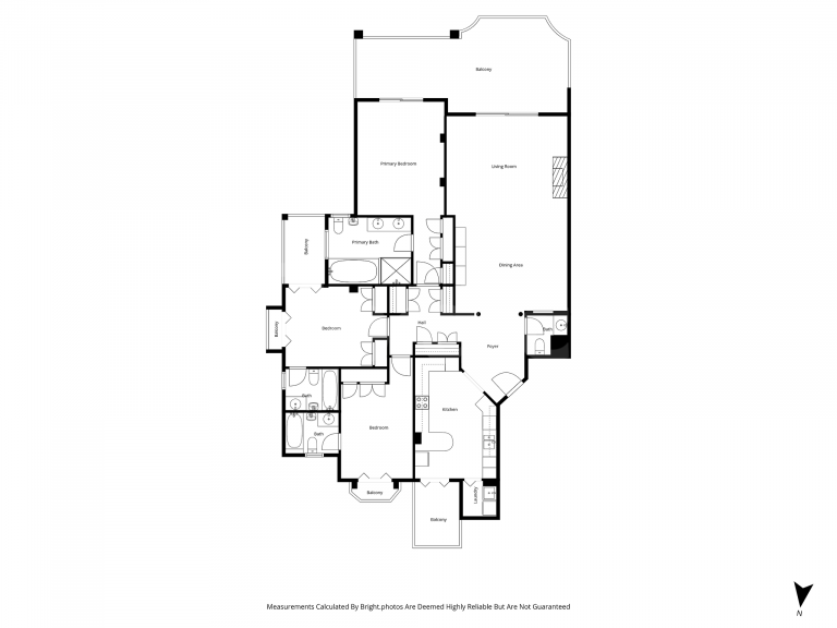 Elegant 3-Bedroom Apartment overlooking the golf course in secure development