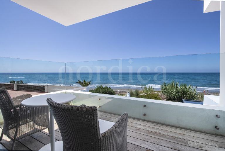 Villa till salu i Elviria Playa