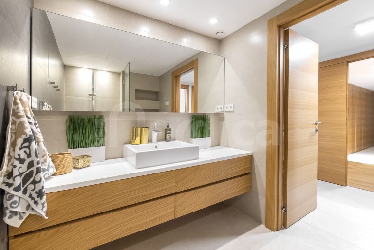 Villa till salu i Elviria Playa