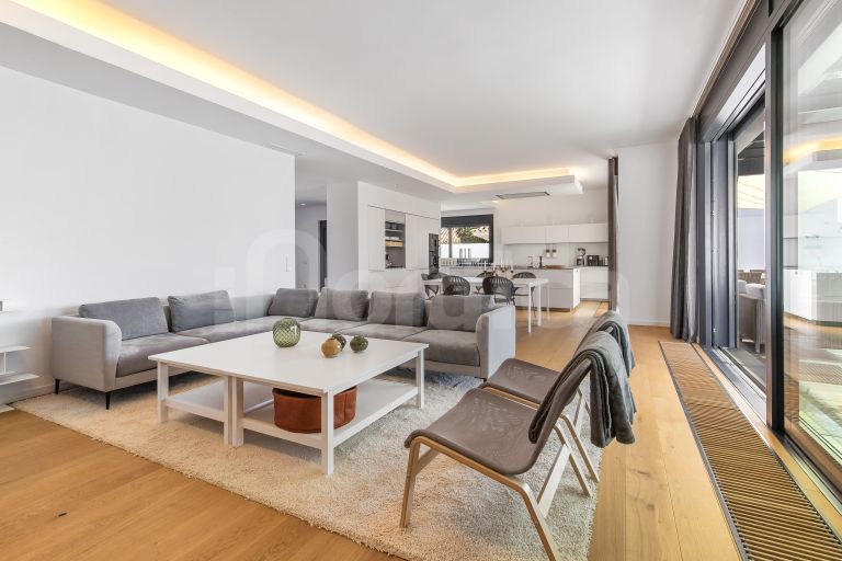 Villa till salu i Elviria Playa