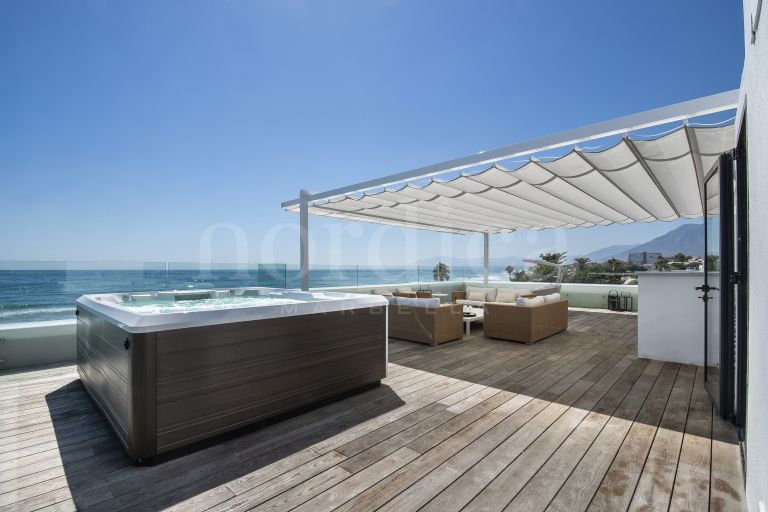 Villa till salu i Elviria Playa