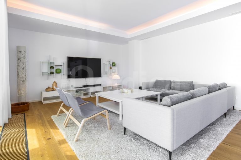 Villa till salu i Elviria Playa