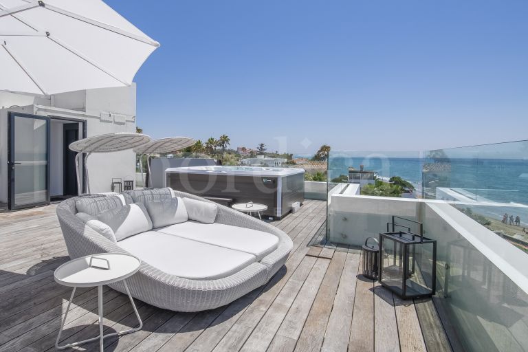 Villa till salu i Elviria Playa