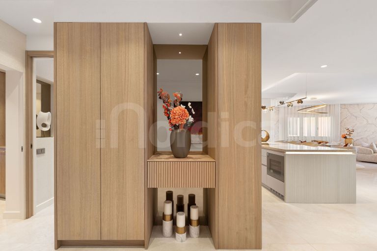 Turnkey Fully Refurbished Duplex Penthouse with Sea Views in the New Golden Mile