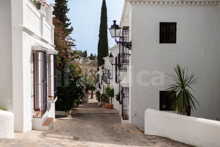 Radhus till salu i Las Lomas del Marbella Club