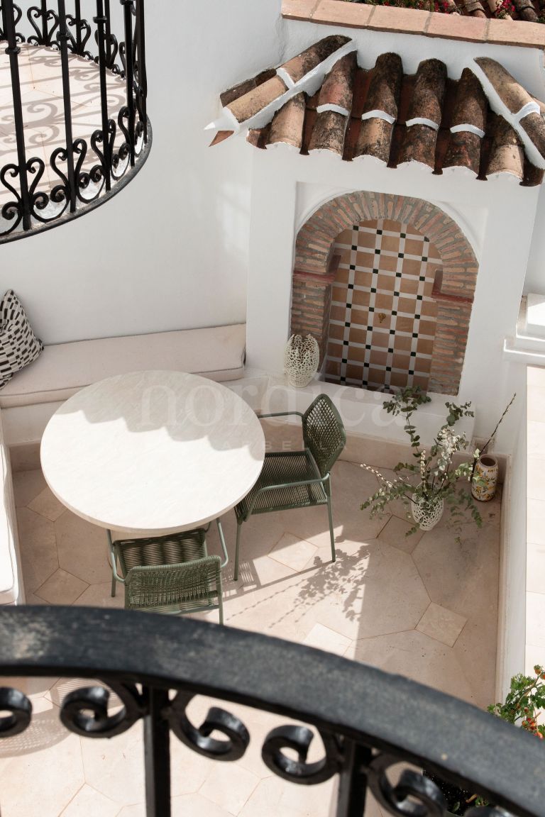 Town House for sale in Las Lomas del Marbella Club