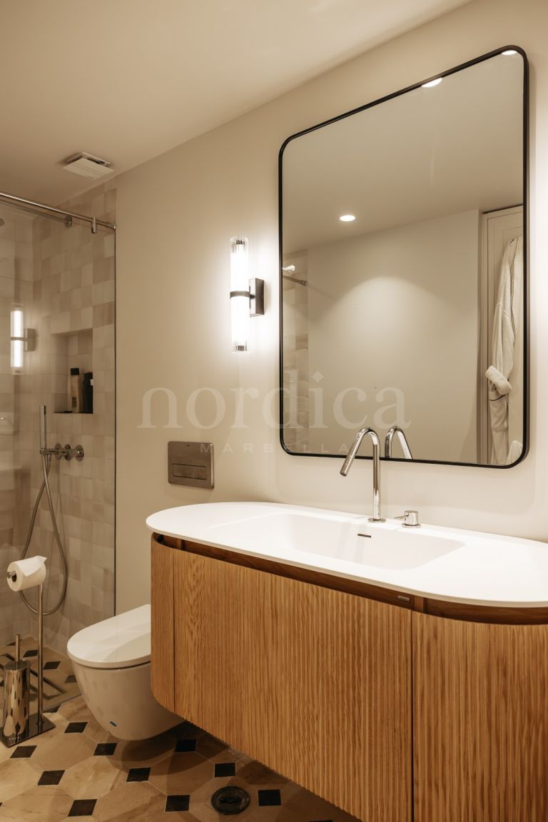 Town House for sale in Las Lomas del Marbella Club