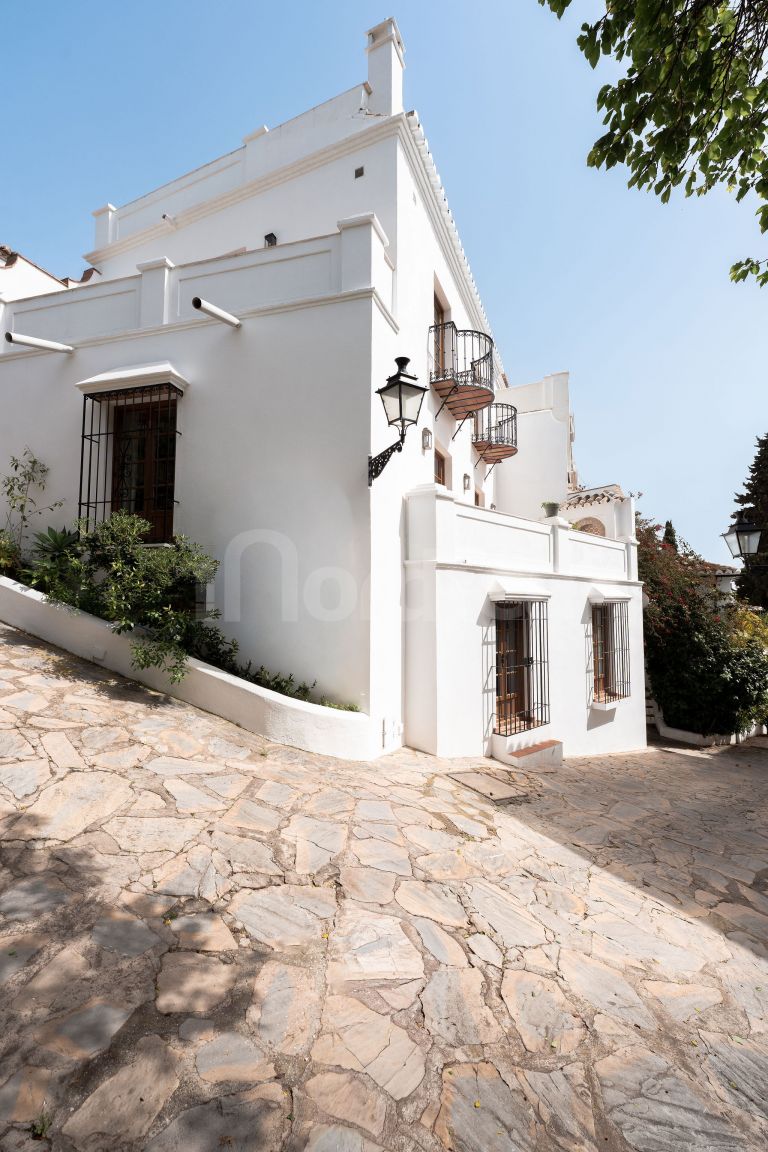 Radhus till salu i Las Lomas del Marbella Club