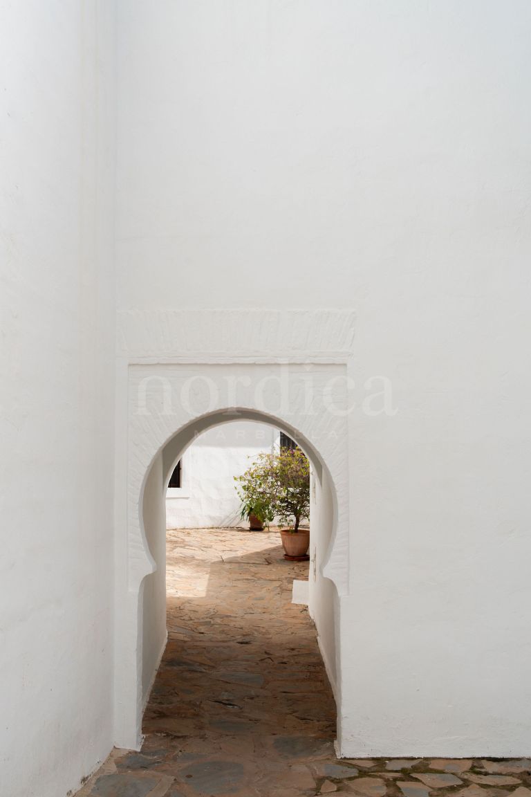 Town House for sale in Las Lomas del Marbella Club
