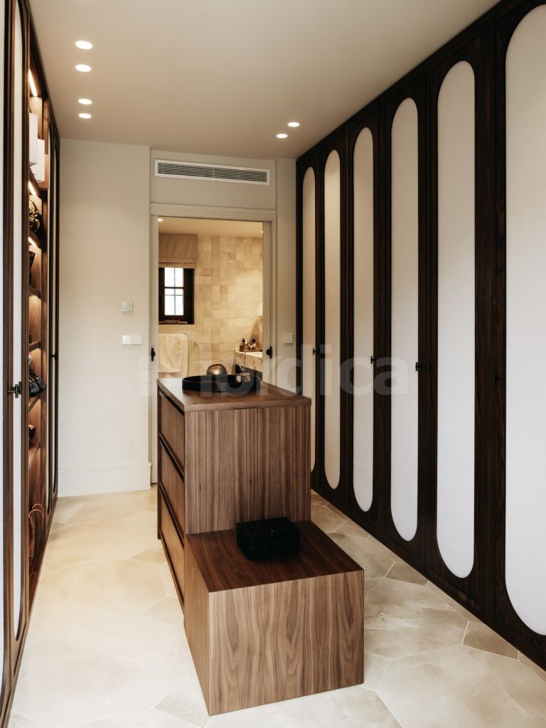 Fully Refurbished Townhouse in Lomas de Marbella Club Pueblo – Prime Marbella Living