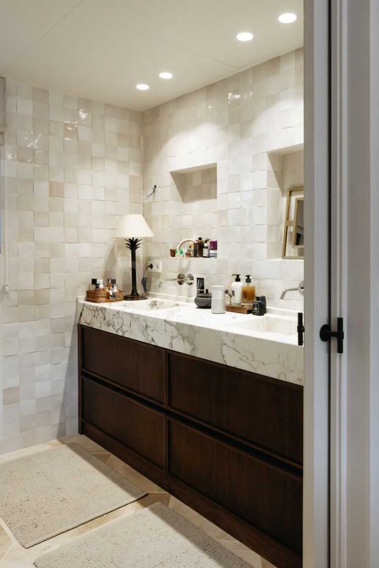 Fully Refurbished Townhouse in Lomas de Marbella Club Pueblo – Prime Marbella Living