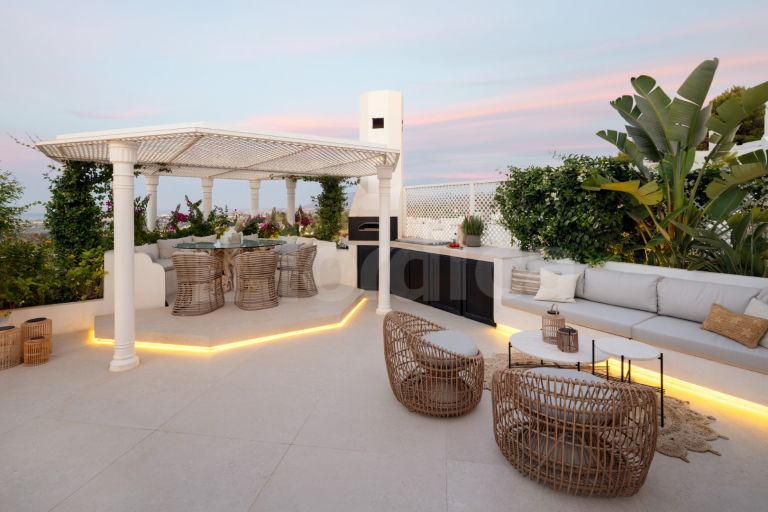 Tvåvånings takvåning till salu i Jardines Colgantes