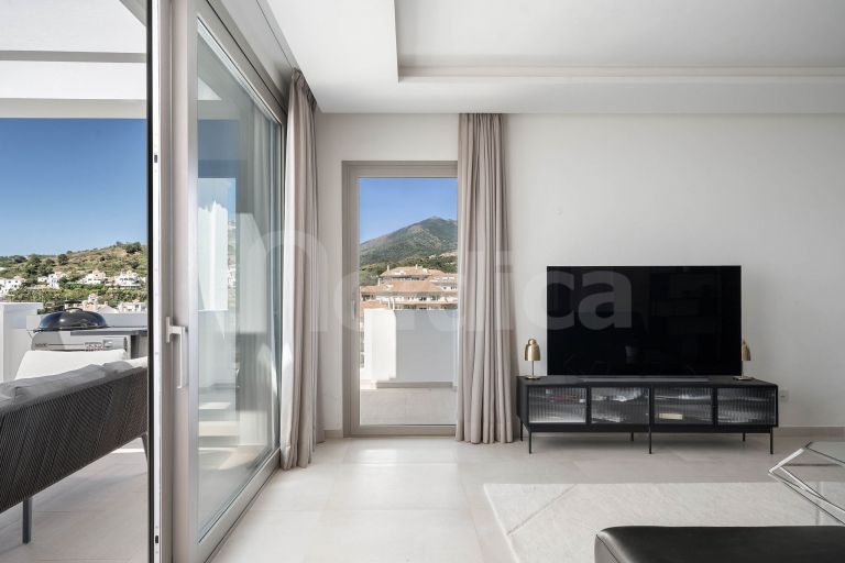 Elevated Living with Panoramic Sea Views and Exceptional Outdoor Space