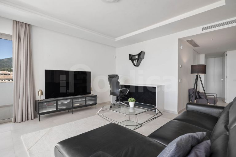 Elevated Living with Panoramic Sea Views and Exceptional Outdoor Space