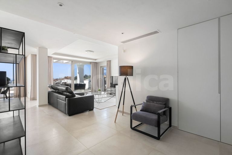 Elevated Living with Panoramic Sea Views and Exceptional Outdoor Space