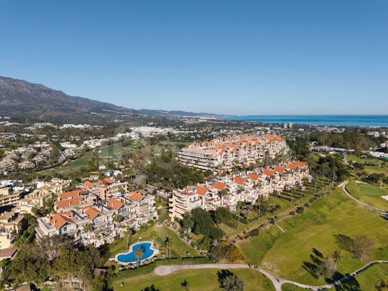 Stunning Refurbished Apartment with Breathtaking Panoramic Views