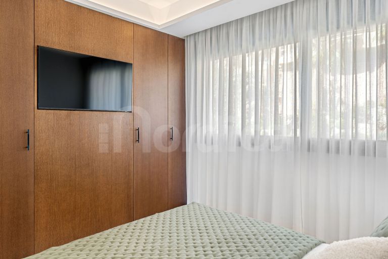 Stunning Refurbished Apartment with Breathtaking Panoramic Views