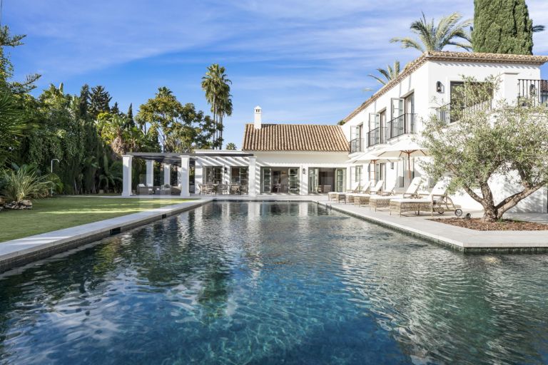 Villa en venta en Las Brisas