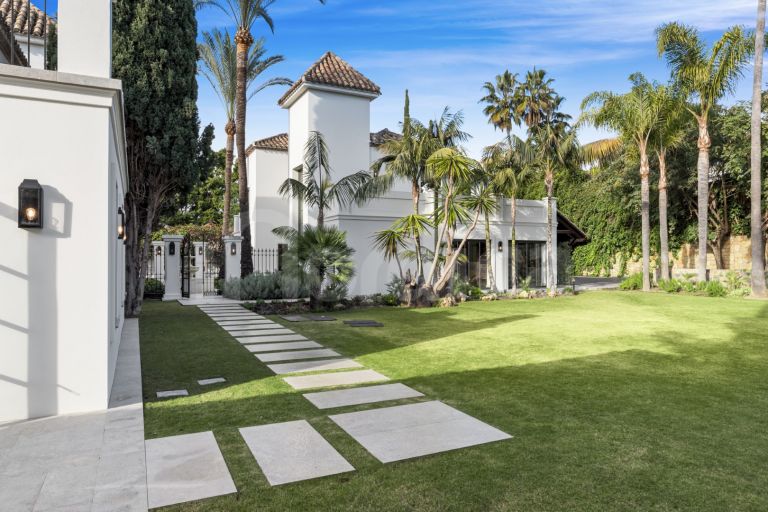 Villa en venta en Las Brisas