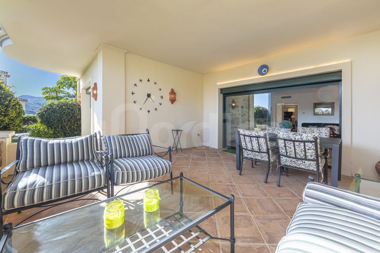 Markplanslägenhet till salu i Los Capanes del Golf