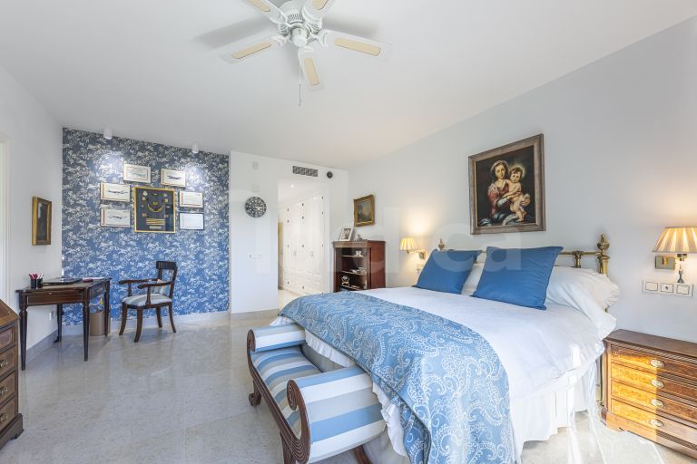 Markplanslägenhet till salu i Los Capanes del Golf