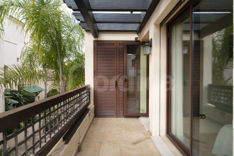 Apartment for sale in Medina de Banús