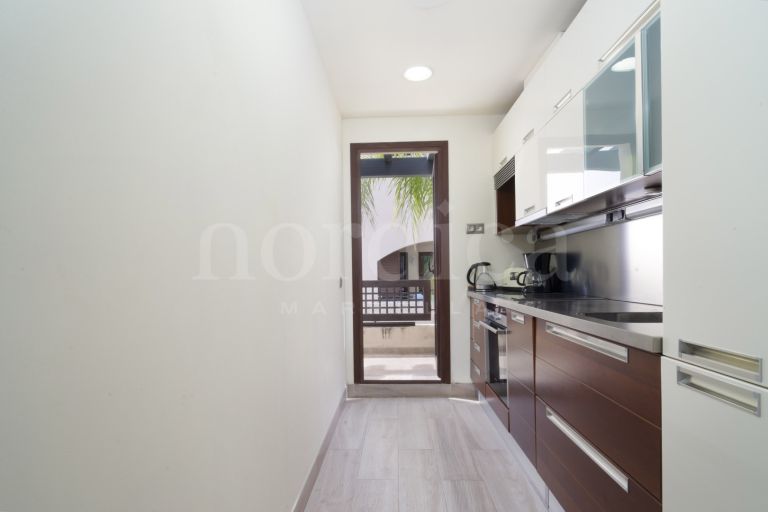 Wohnung zu verkaufen in Medina de Banús